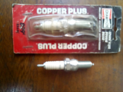 شمع موتور سیکلت Champion معمولی آمریکا موتور پولسار کد 809RAHC