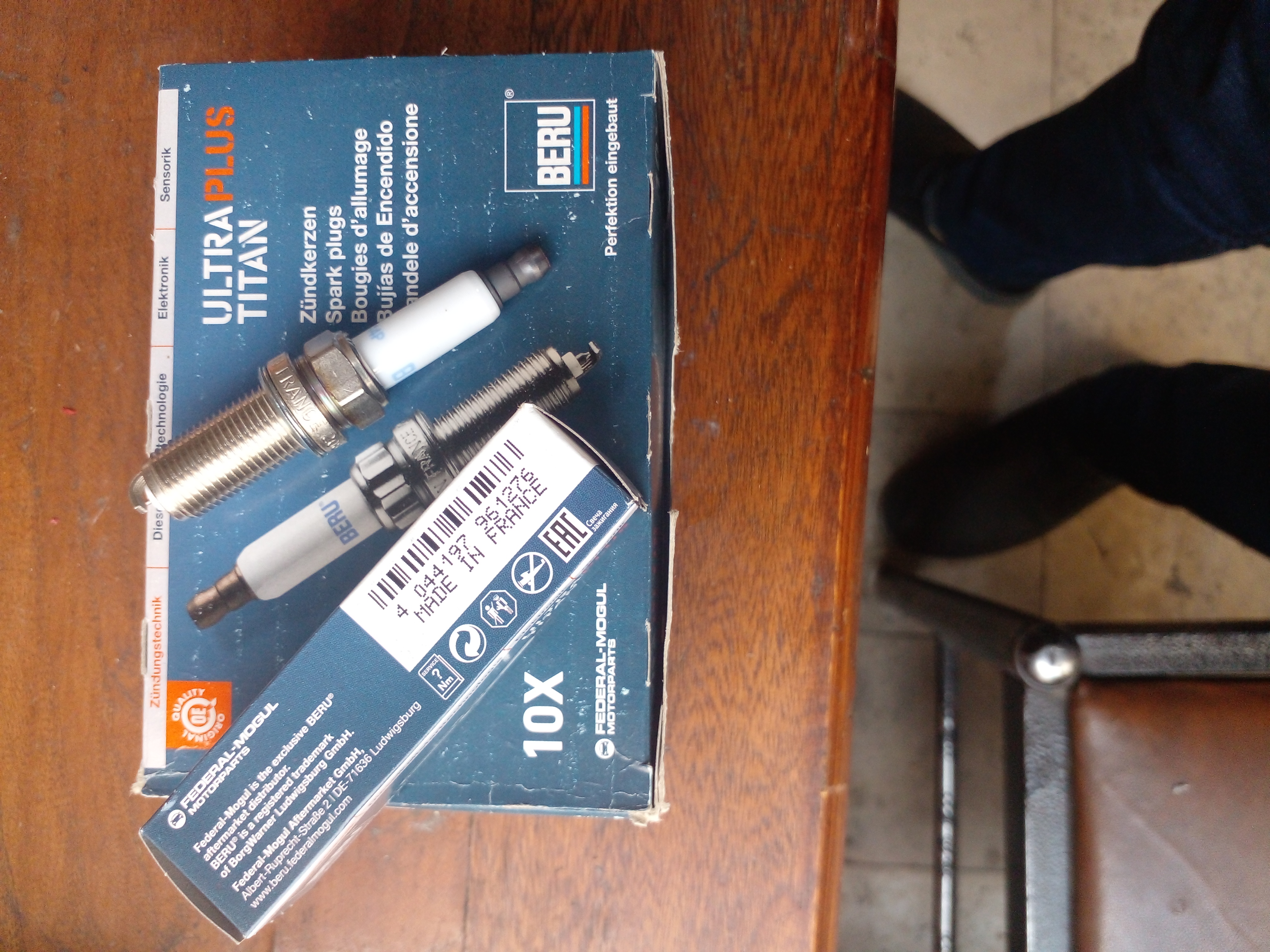 شمع اتومبیل BERU تیتانیوم پایه بلند