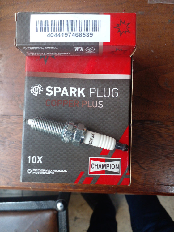 شمع خودرو یورو ۴ Champion آمریکا