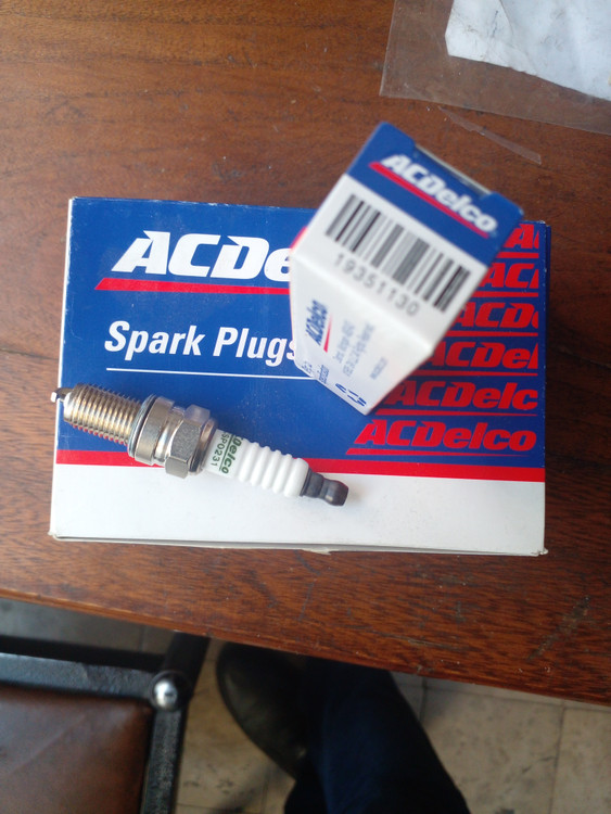 شمع خودرو ای سی دلکو معمولی آچار ۱۶ رزوه ۱۲