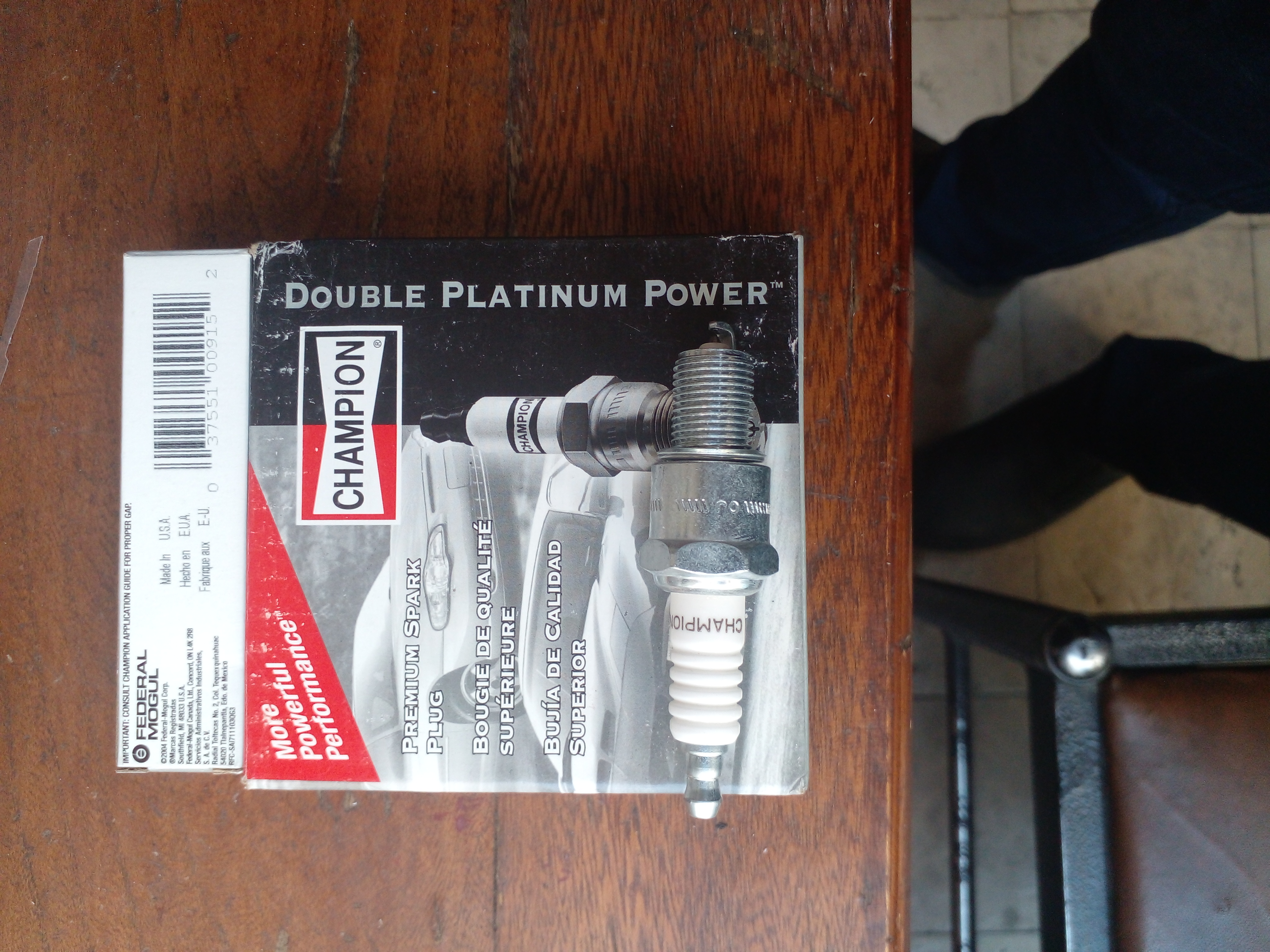 شمع خودرو CHAMPION آمریکایی سوزنی پایه کوتاه