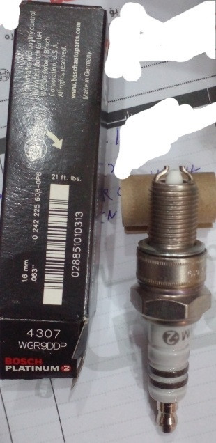 شمع اتومبیل بوش ۲پلاتین لیز آچار ۲۱ پلاتینیوم اصل آلمان لیزری