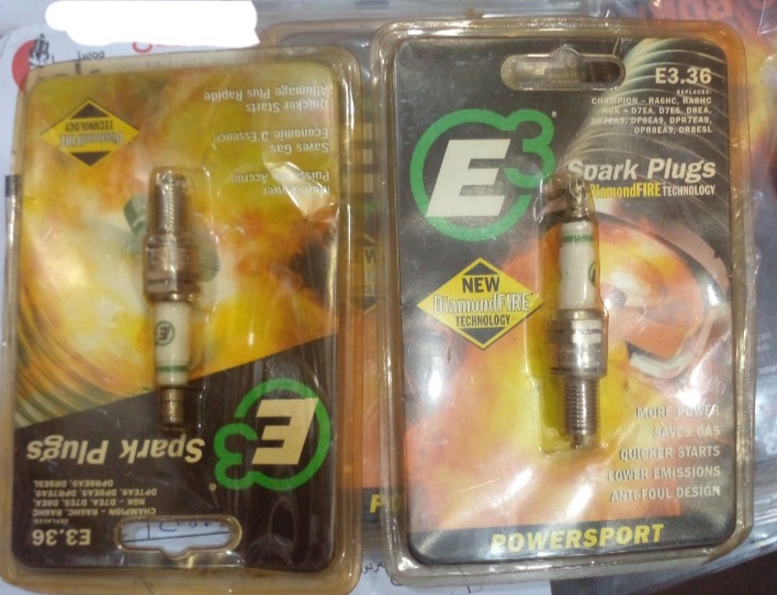 شمع موتورسیکلت پولسار دو پلاتیتن برند EZ