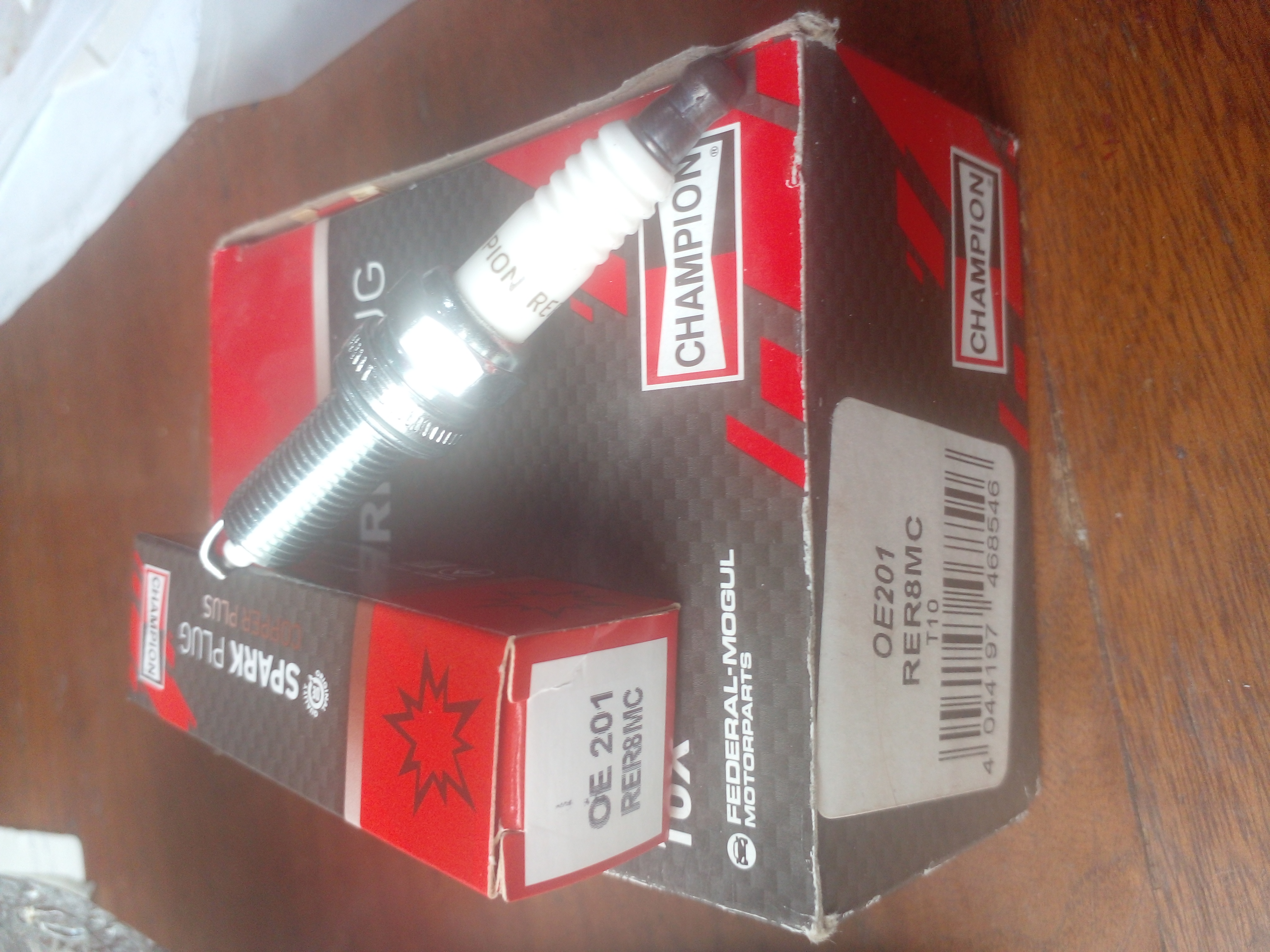 شمع یورو ۴ Champion آمریکا معمولی