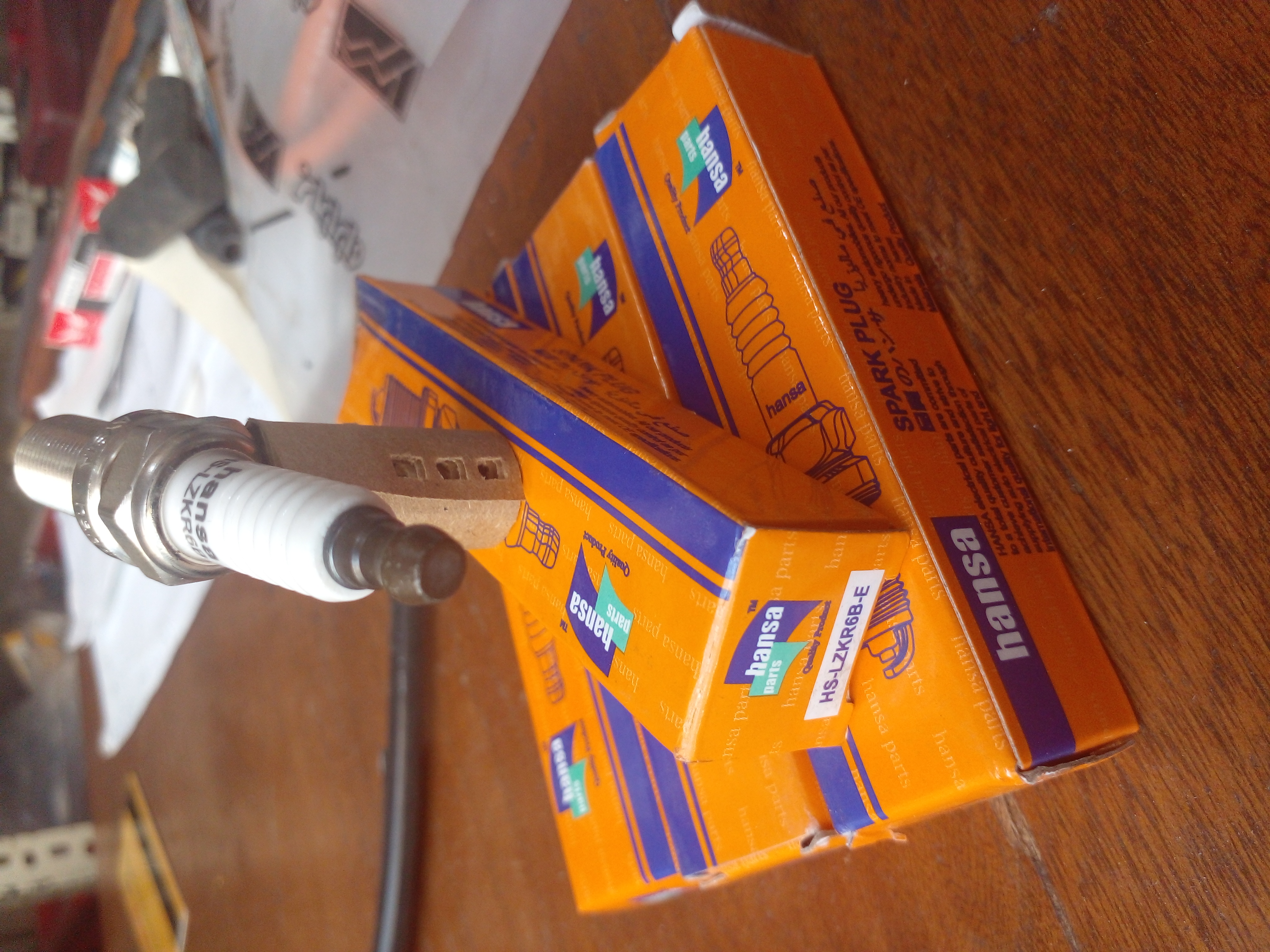 شمع اتومبیل هانسا یورو ۴ آچار ۱۶ معمولی کد H5-k16-U