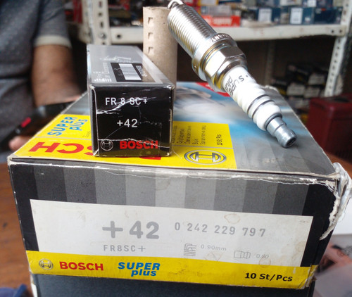 شمع اتومبیل BOSCH آلمان اتریوم پایه بلند