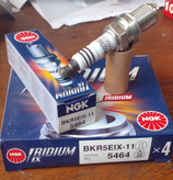 شمع اتومبیل NGK ایریدیوم سوزنی پایه کوتاه BkR5EIX-115464