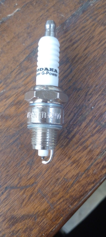 شمع اصلی موتورسیکلت وسپا