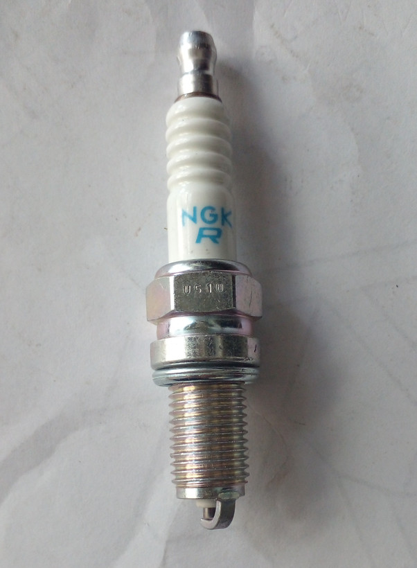 شمع اتوبوس برند NGK اصلی معمولی