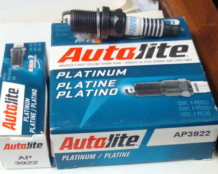 شمع اتولایت سوزنی قدیمی اورجینال آمریکا برای توربو